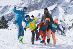 kids_on_snow_3.jpg