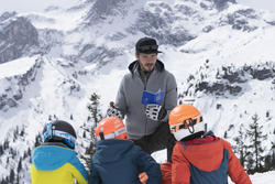 kids_on_snow_4.jpg
